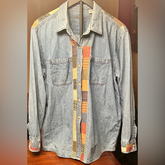 G.H. Bass & Co. Jackets & Blazers - Vtg G.H.Bass Patchwork Denim Shirt/Light Jacket Women’s Large